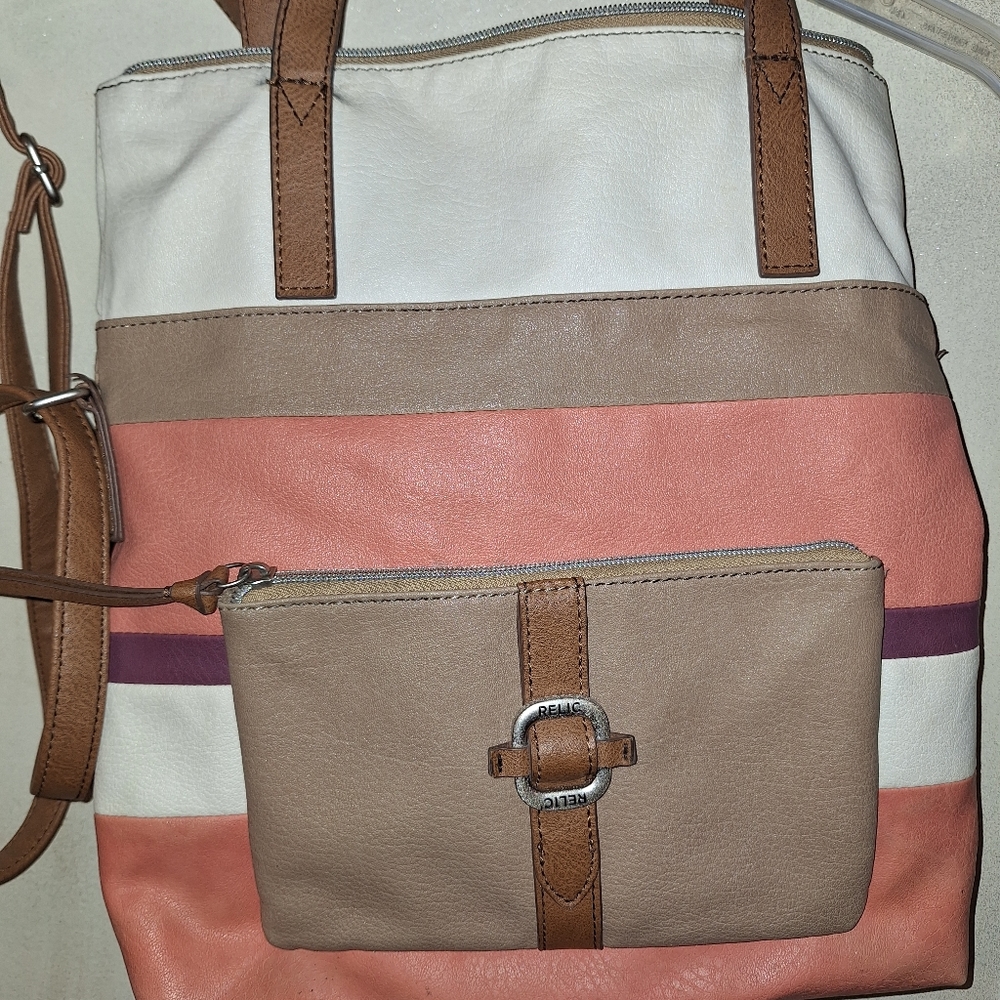 Vintage Relic explorer hobo bag